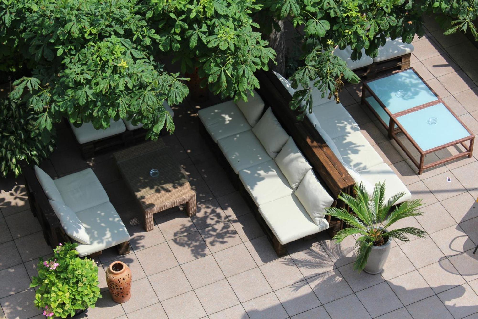 Hotel Restaurant Bellevue Au Lac Thun Exterior photo